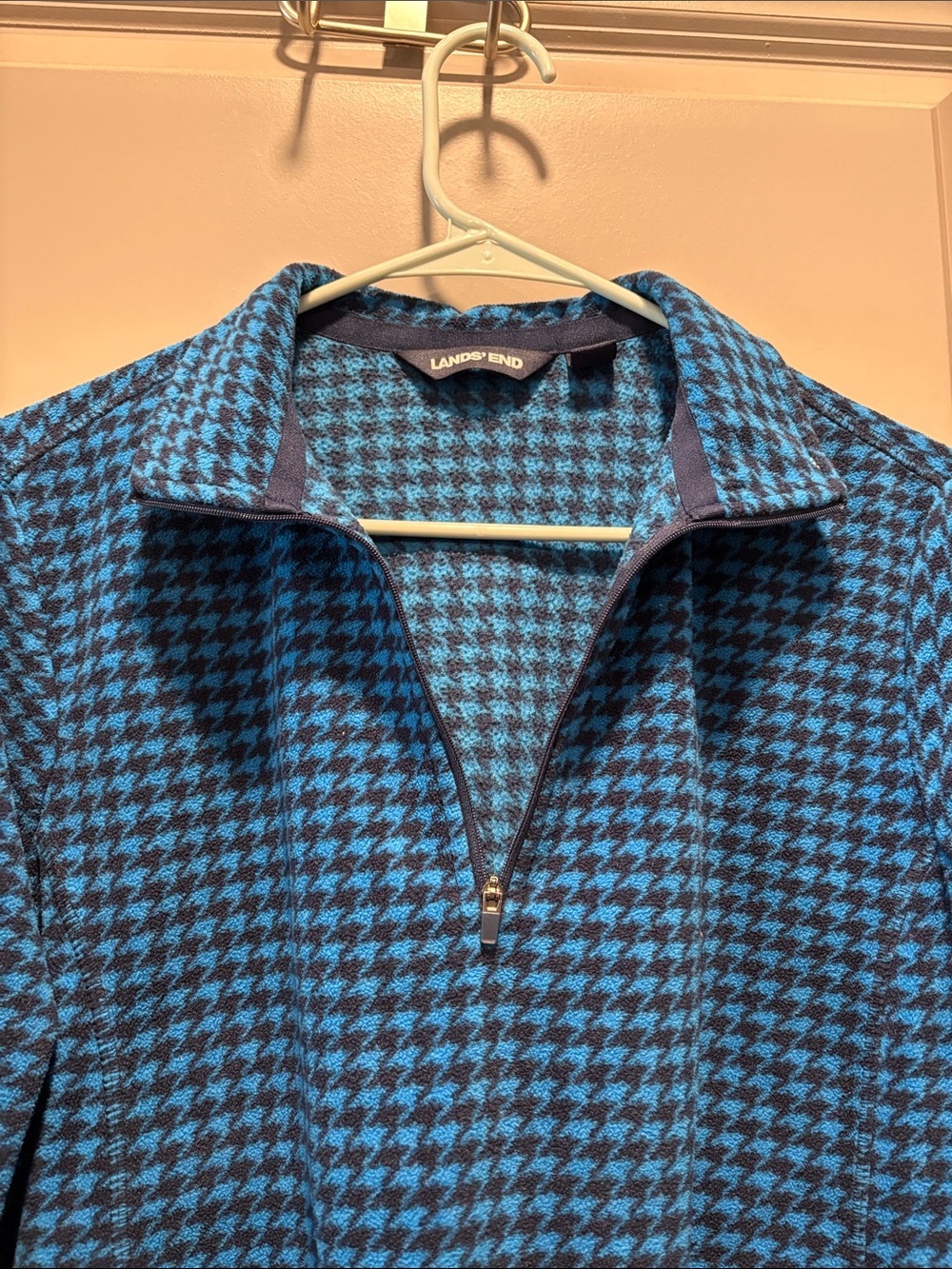 Lands' End Blue Black Houndstooth Fleece Quarter Zip Pullover L 14-16 - Picture 3 of 6